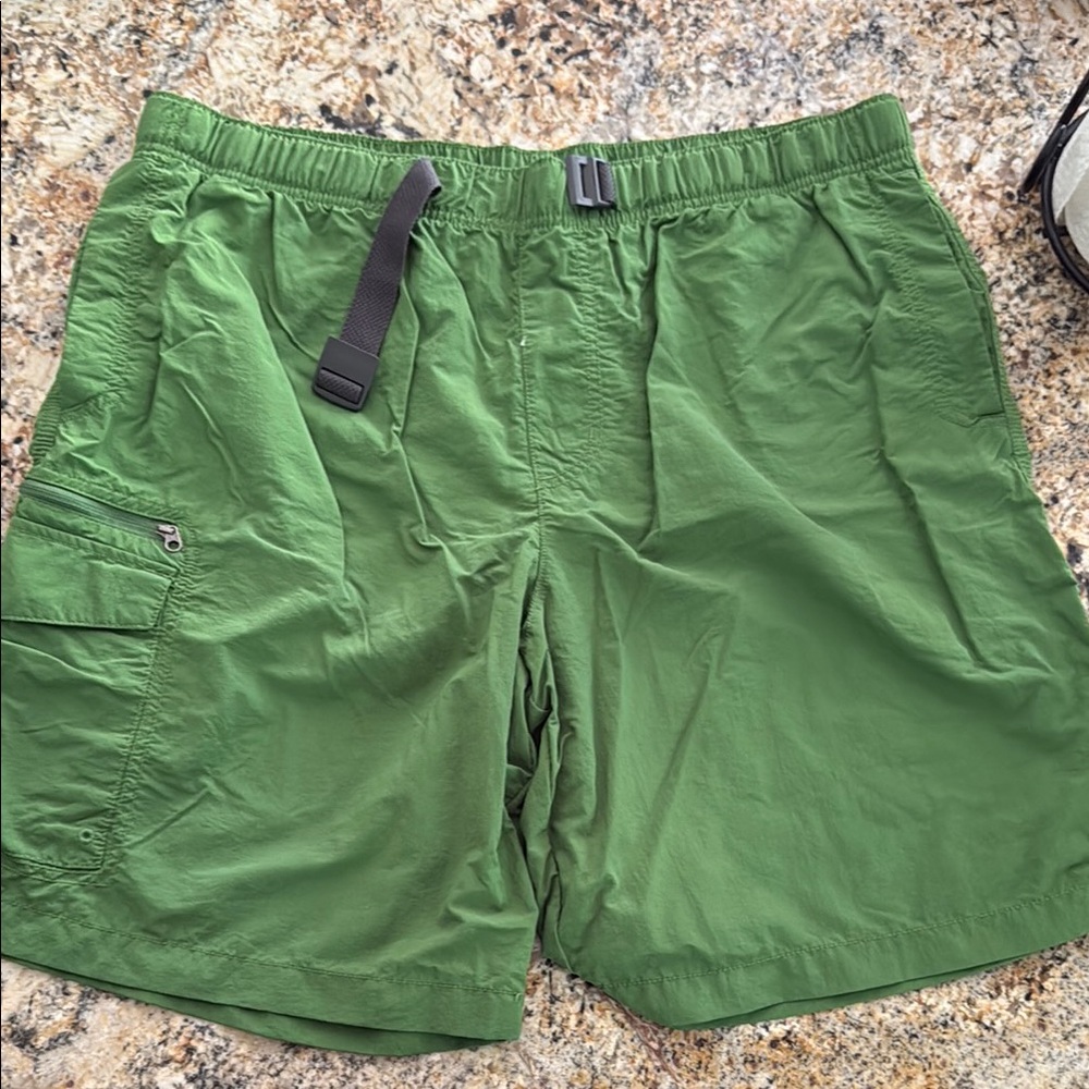 Columbia Green Cargo Shorts